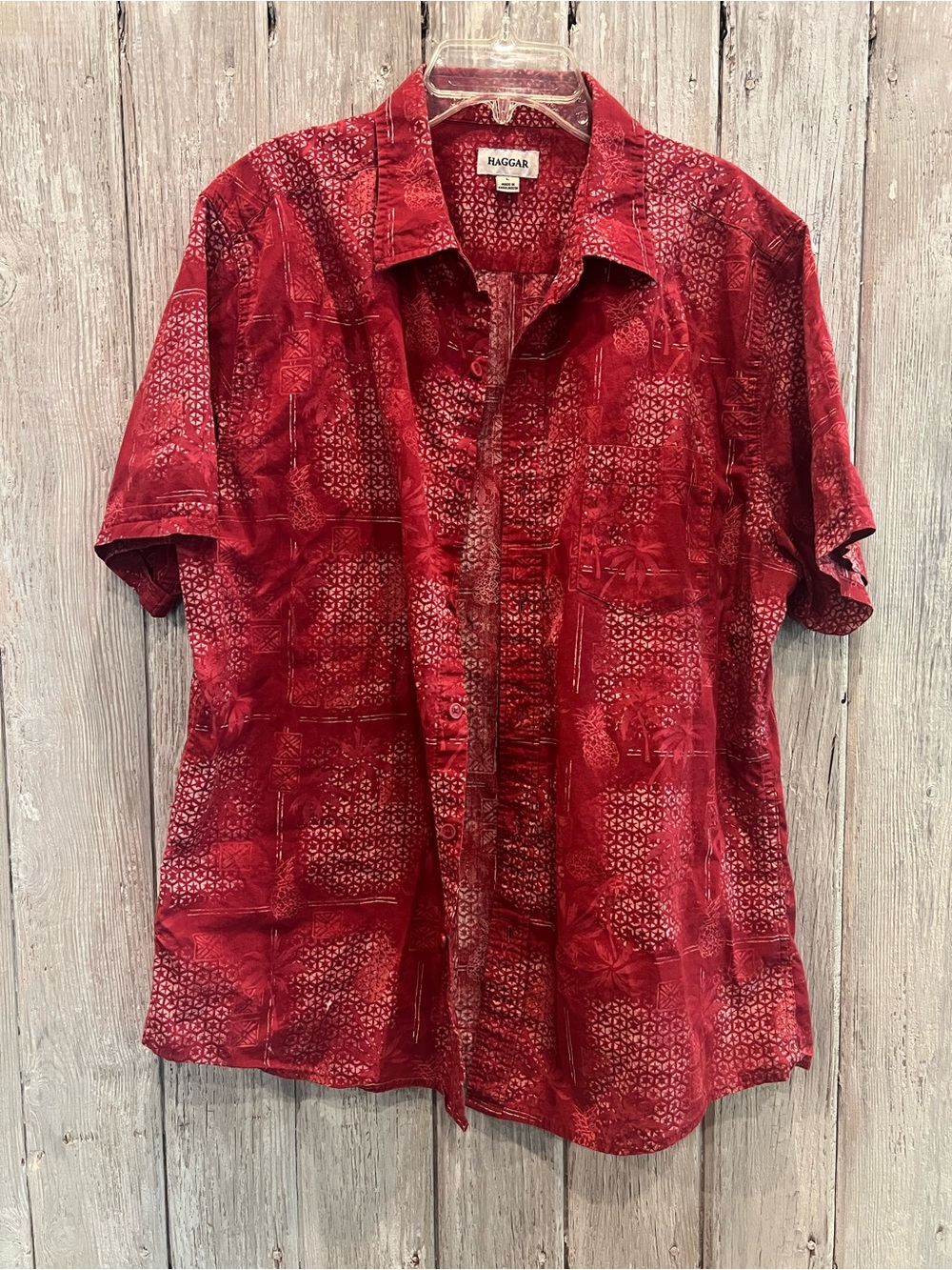 Haggar Red Short-Sleeve Button-Up Shirt - Picture 2 of 5